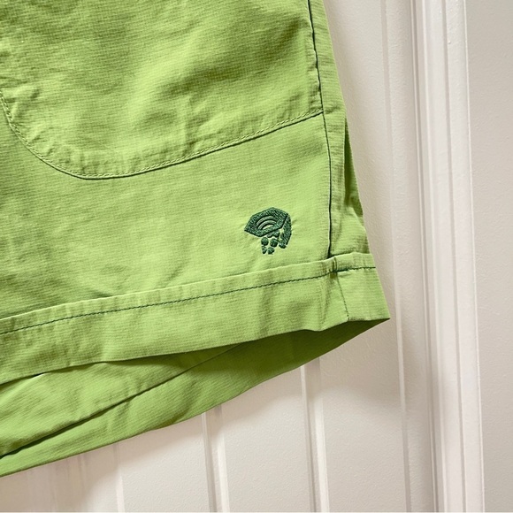 Mountain Hardwear Green Technical Hiking Shorts - Youth L - Picture 4 of 14